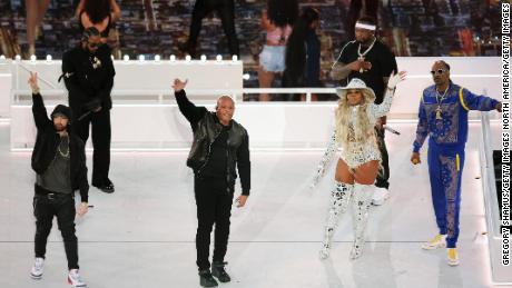 The Super Bowl halftime show brought all the hip-hop heat