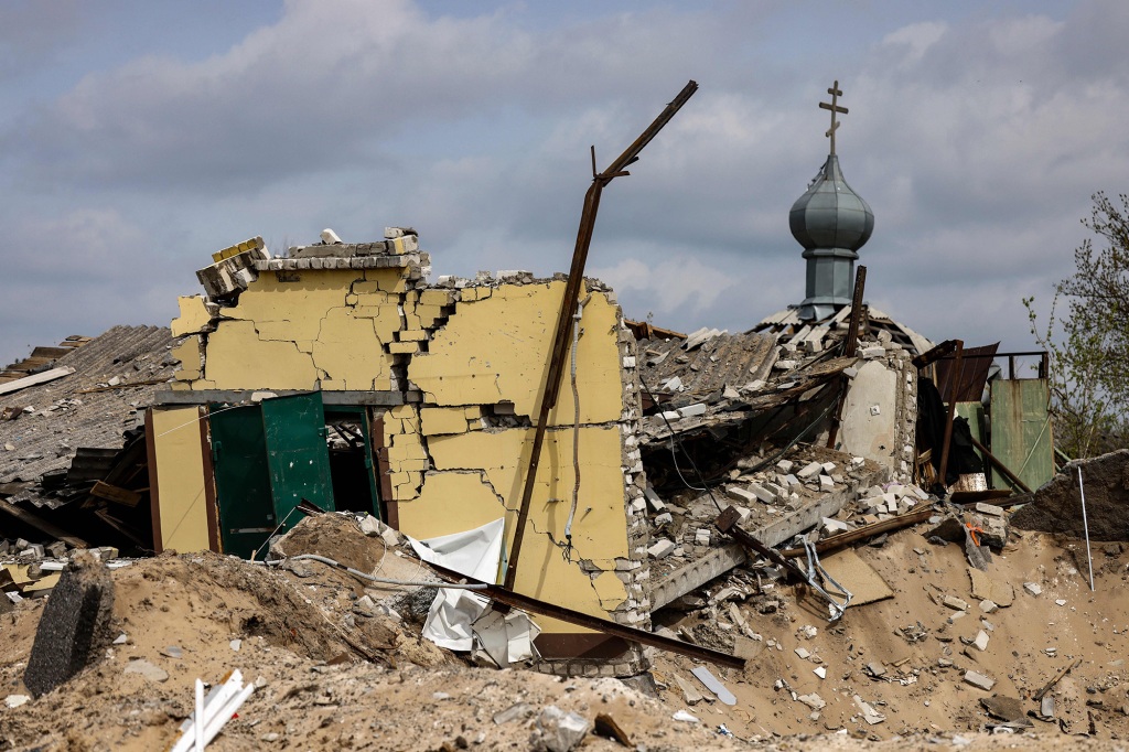 A destroyed house in the village of Yatskivka, eastern Ukraine.